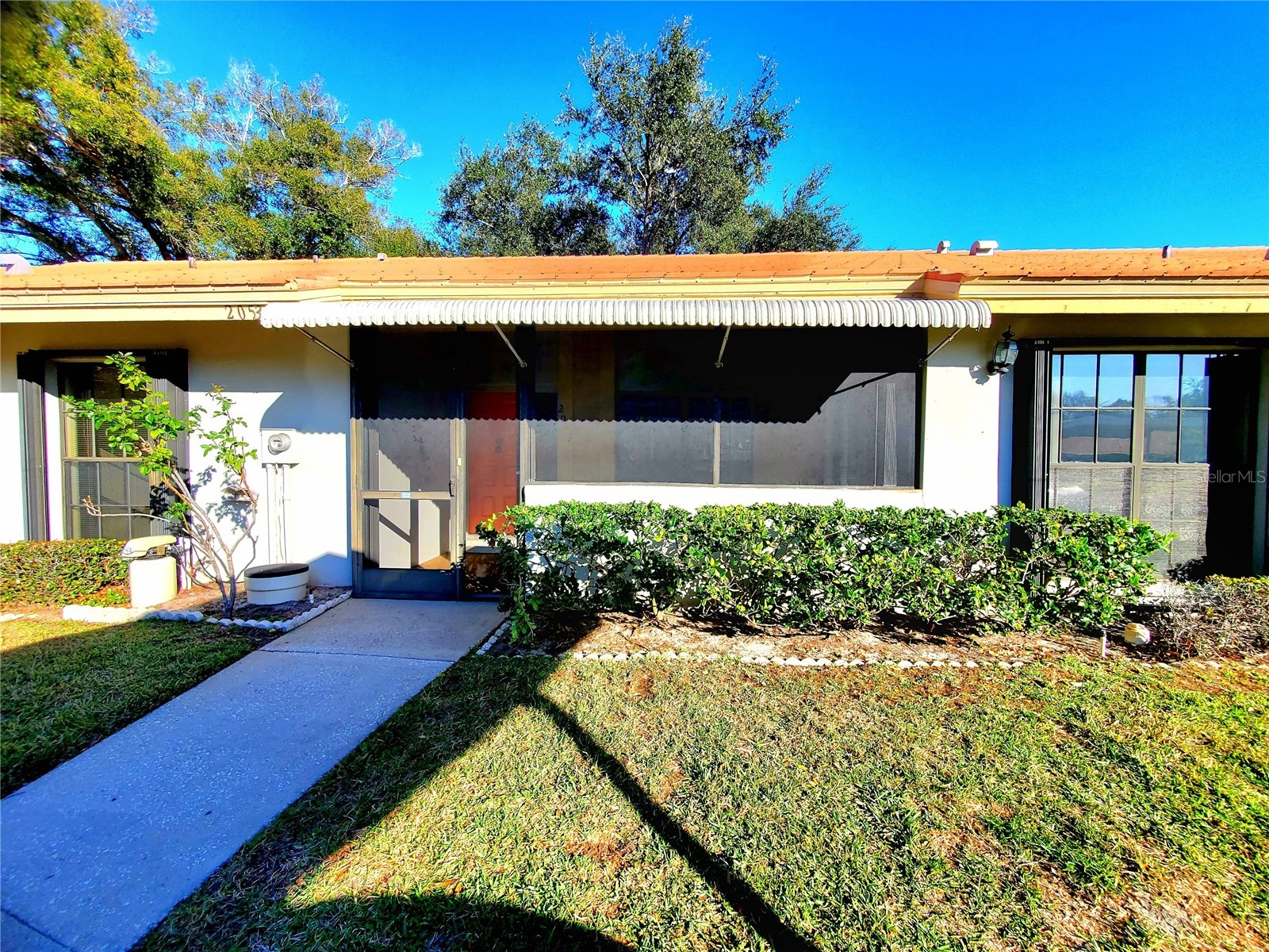 2053 Villa Terrace Clearwater FL 33763 TB8465533 image1
