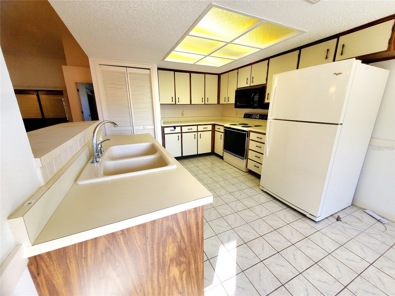 2053 Villa Terrace Clearwater FL 33763 TB8465533 image10