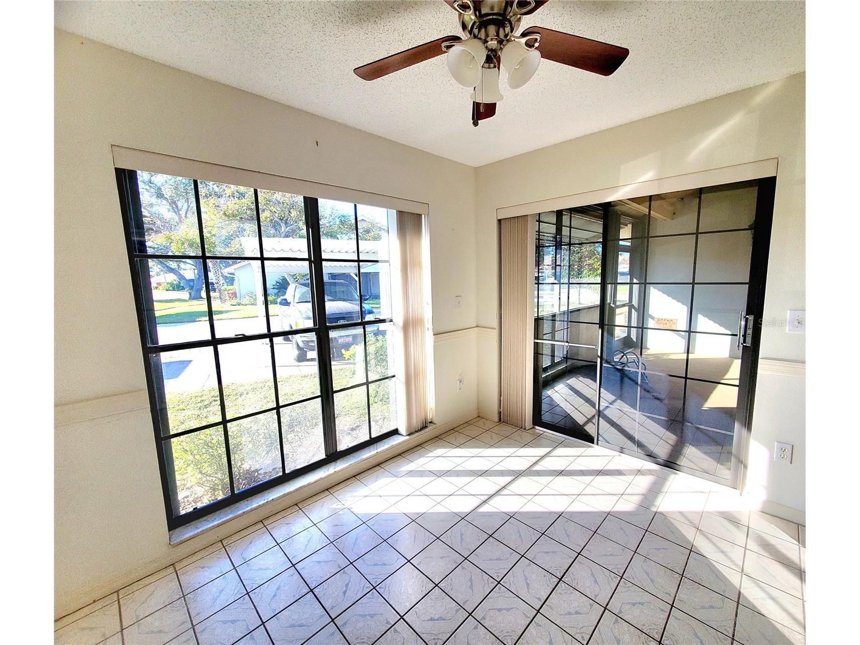 2053 Villa Terrace Clearwater FL 33763 TB8465533 image14