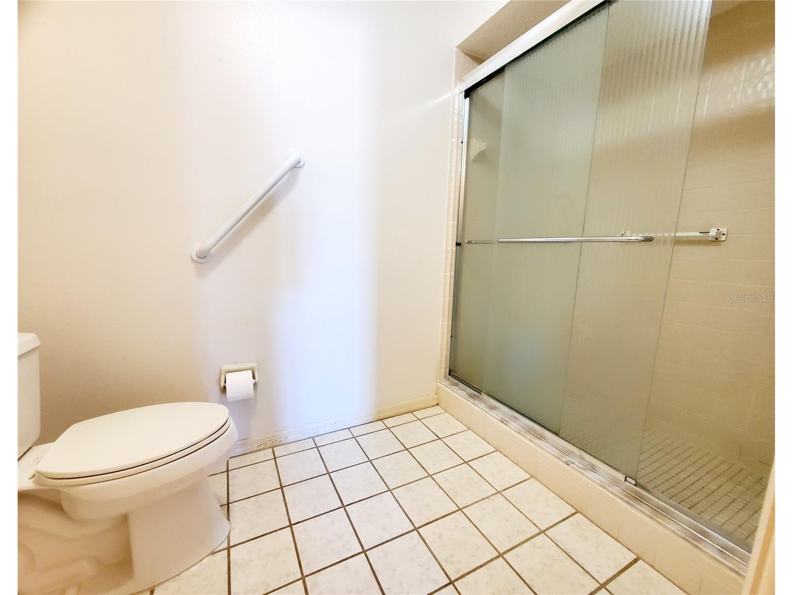 2053 Villa Terrace Clearwater FL 33763 TB8465533 image24