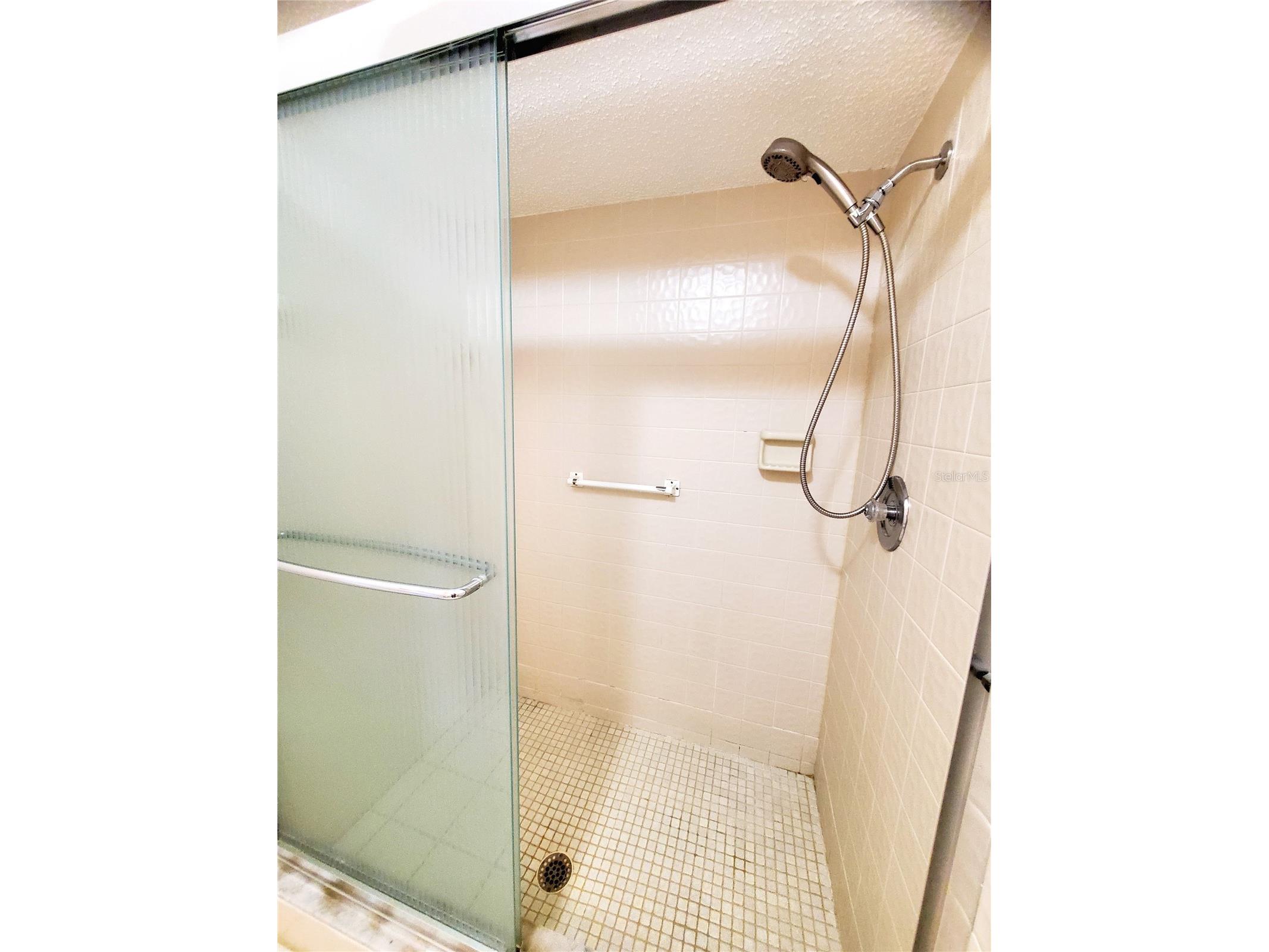 2053 Villa Terrace Clearwater FL 33763 TB8465533 image25