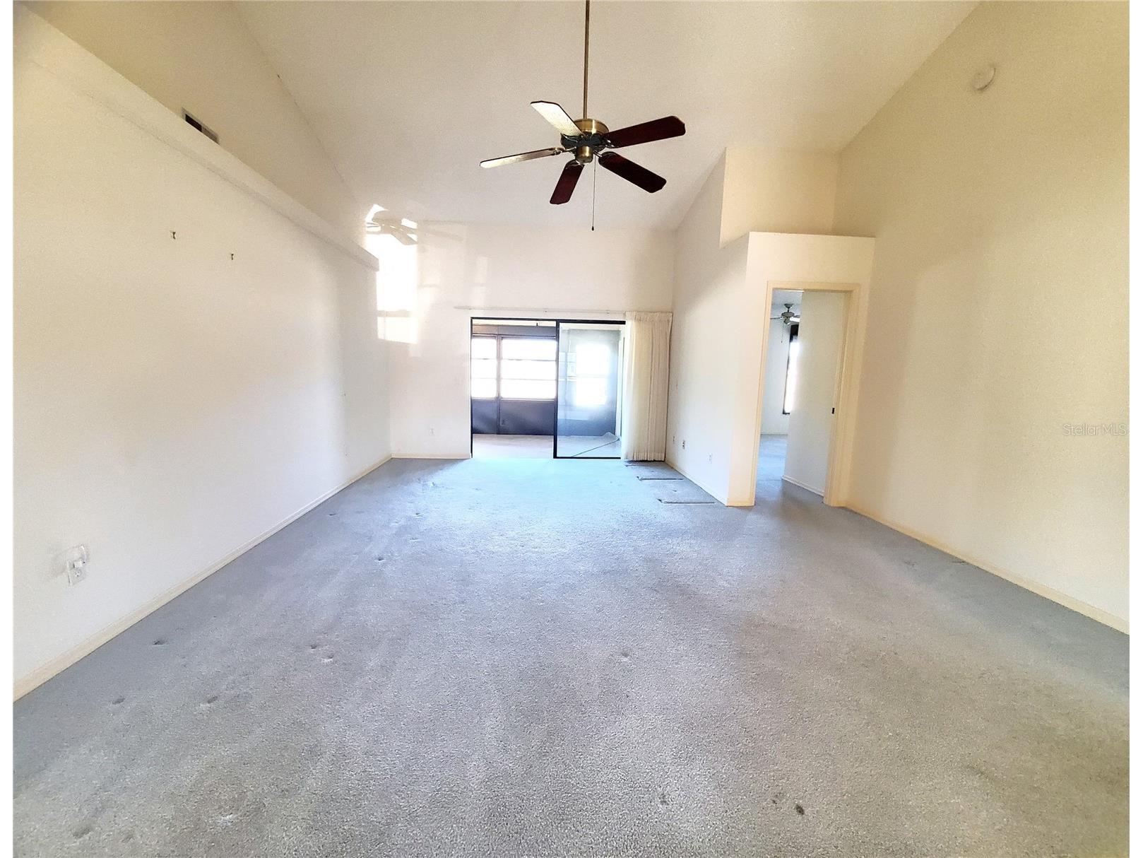 2053 Villa Terrace Clearwater FL 33763 TB8465533 image3