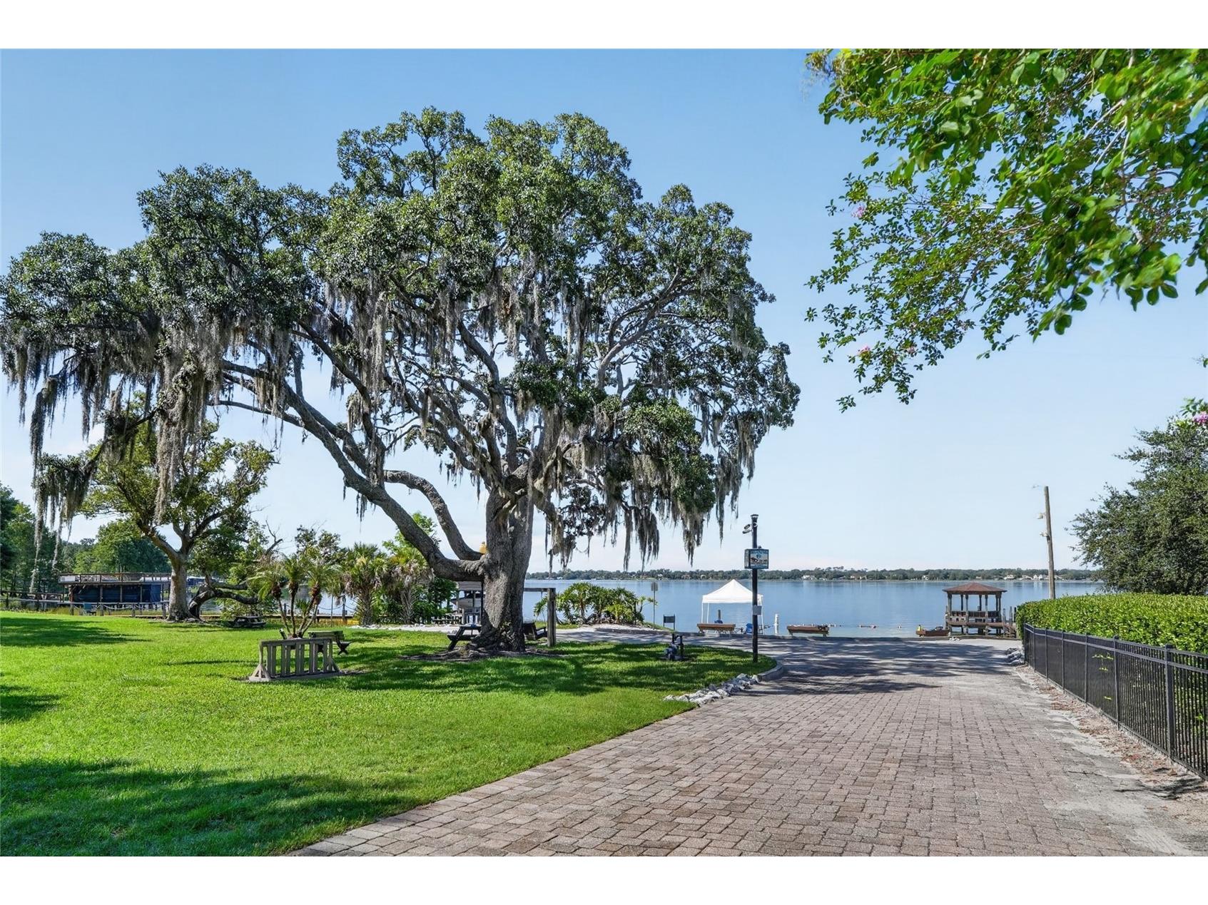 2053 Woody Drive Windermere FL 34786 O6421738 image39