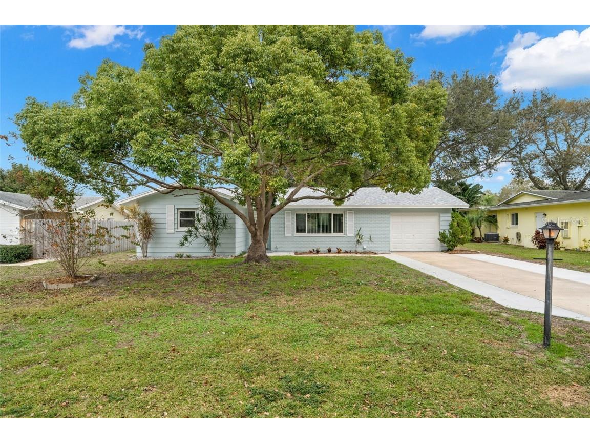 2054 Forest Drive Clearwater FL 33763 U8225037 image1