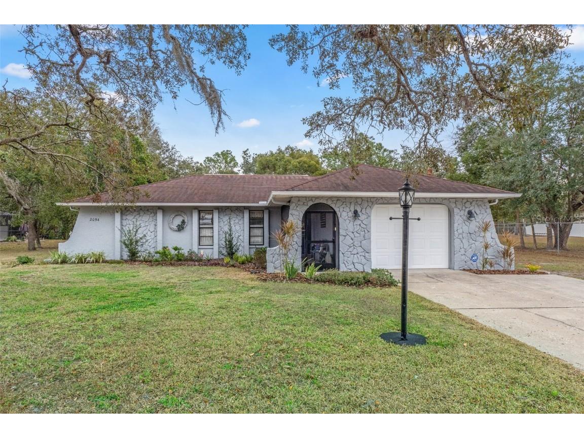 2054 Meadow Lark Road Spring Hill FL 34608 W7871424 image1