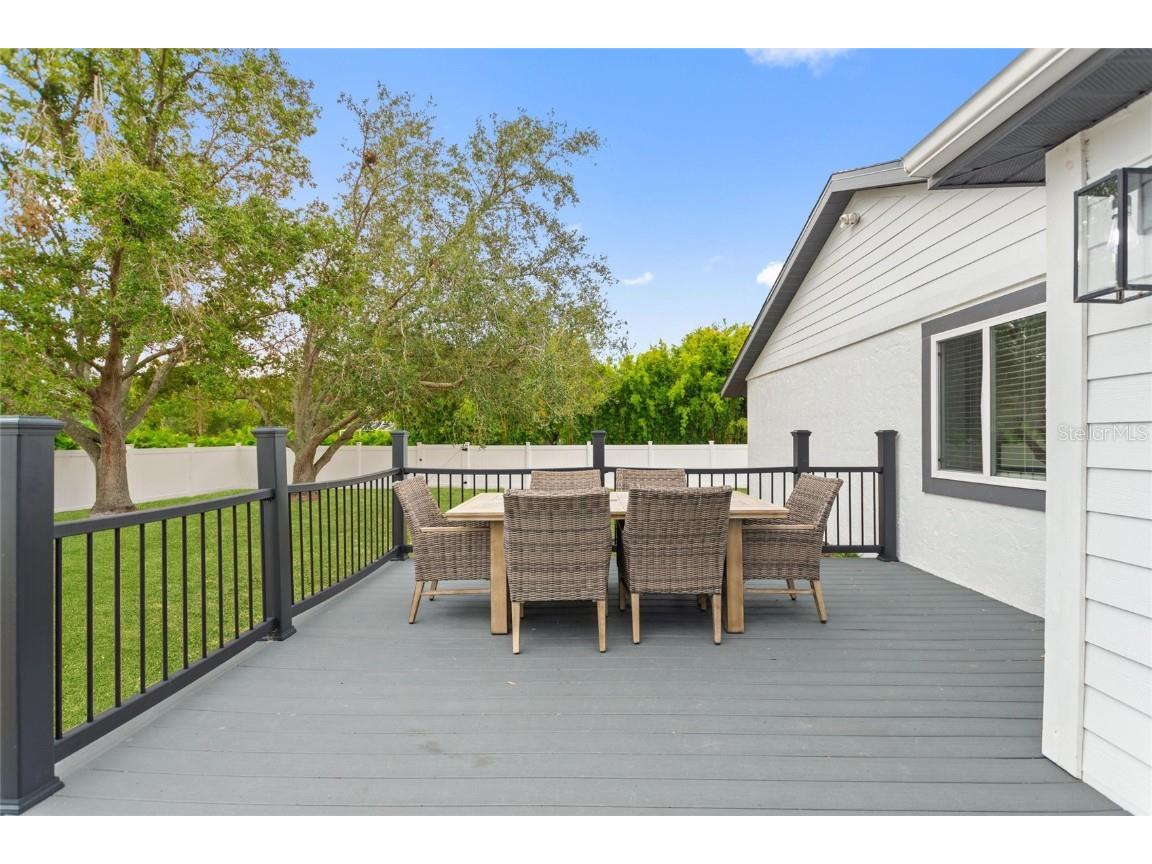 2054 Racimo Drive Sarasota FL 34240 A4670940 image11