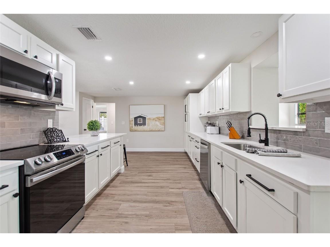 2054 Racimo Drive Sarasota FL 34240 A4670940 image24