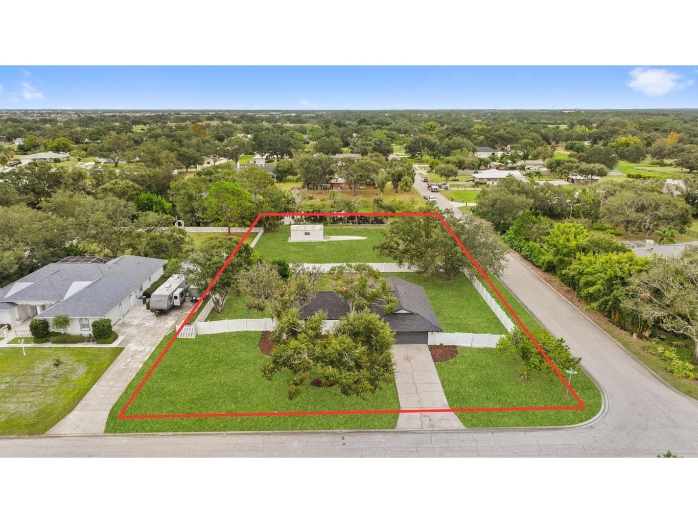 2054 Racimo Drive Sarasota FL 34240 A4670940 image3