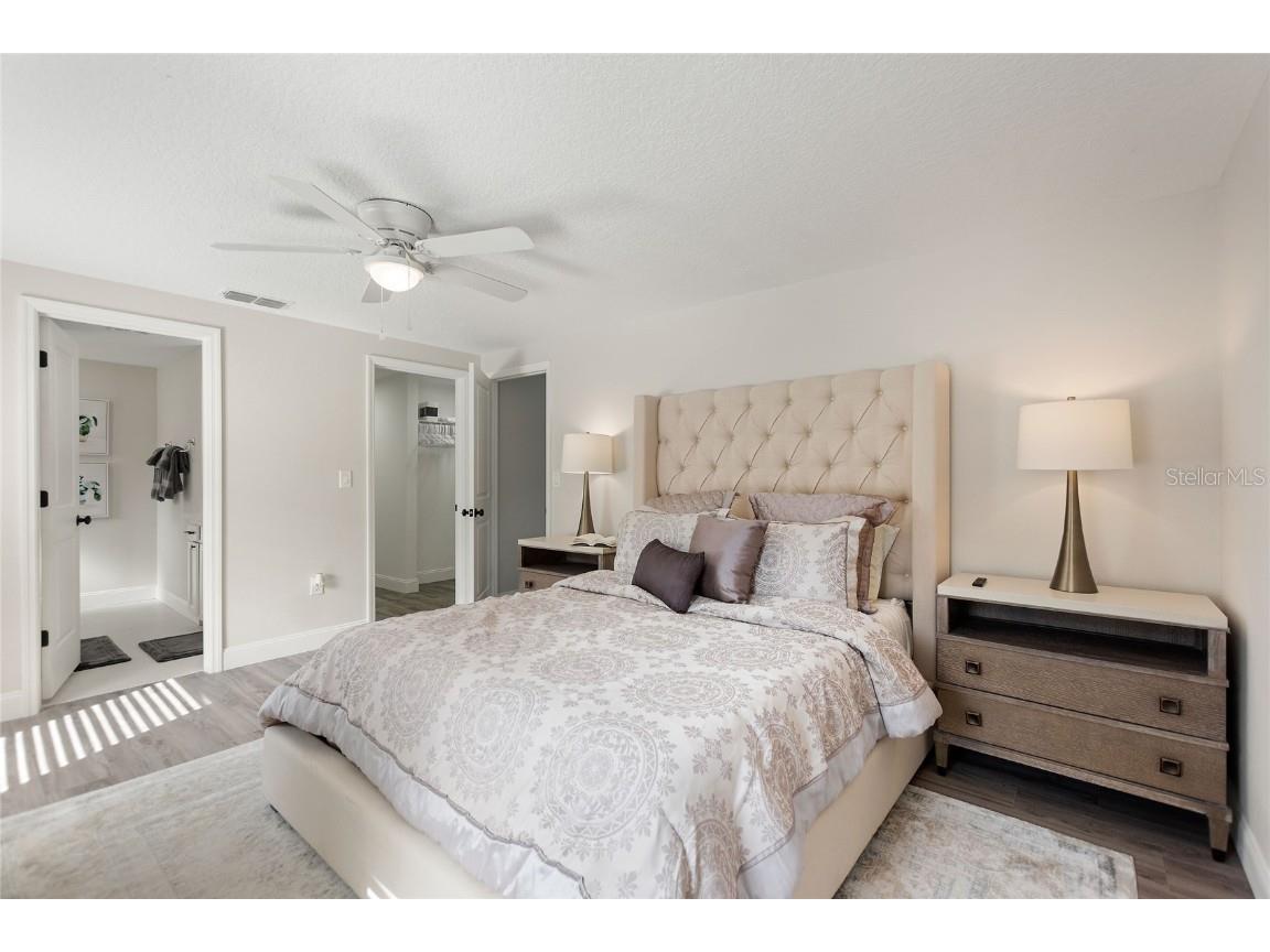 2054 Racimo Drive Sarasota FL 34240 A4670940 image33