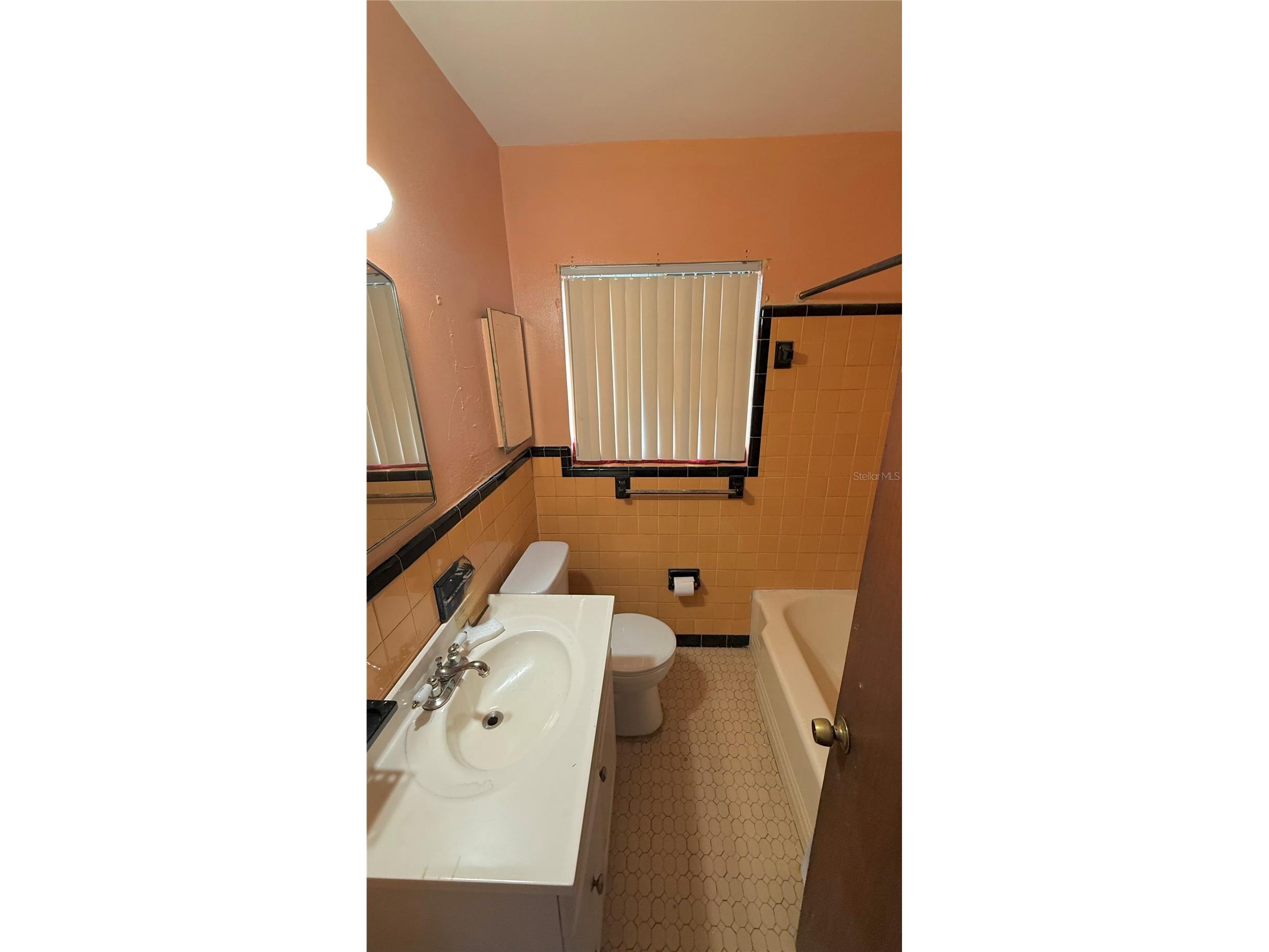 2055 29th Street S Saint Petersburg FL 33712 TB8525642 image5