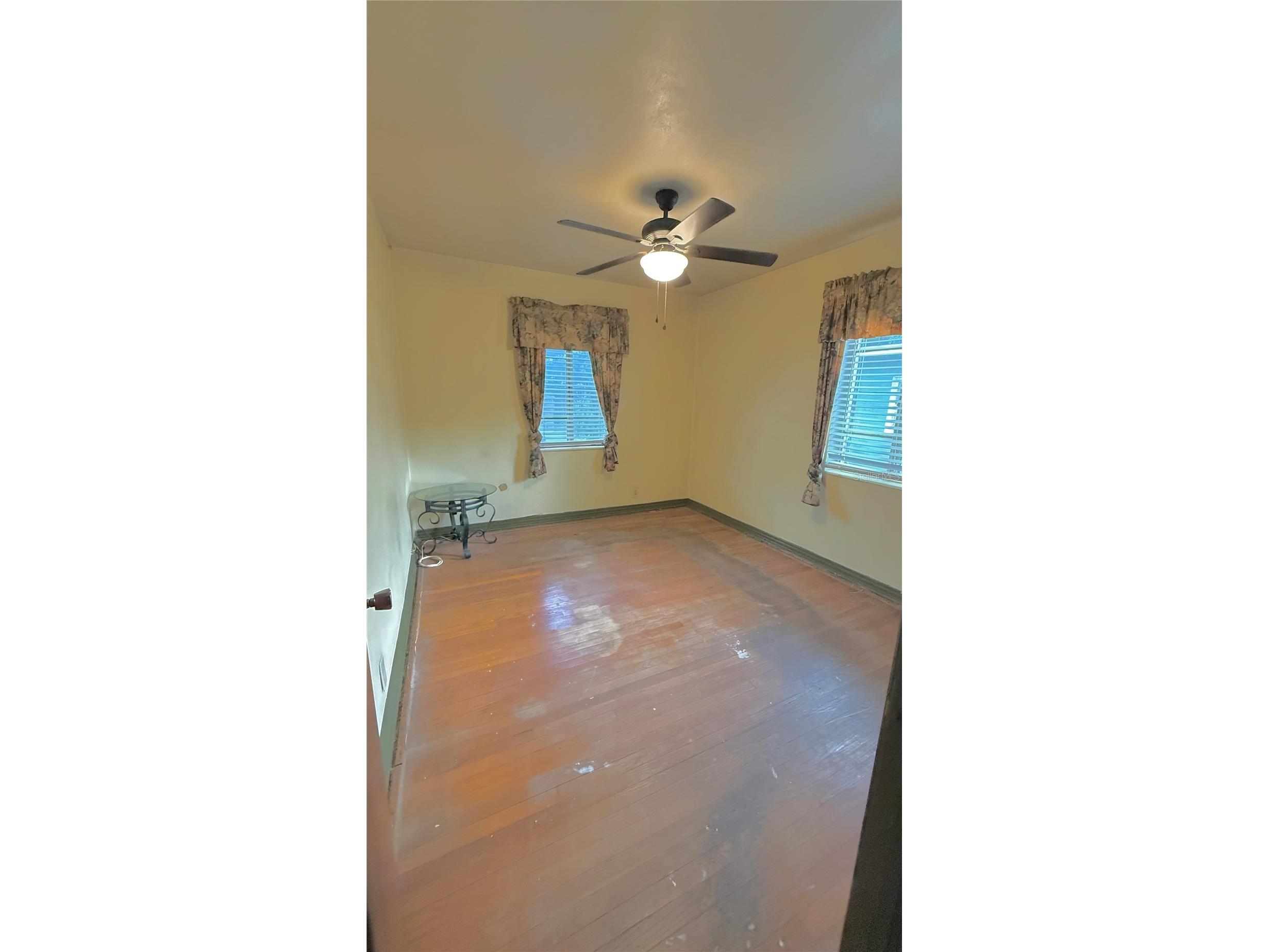 2055 29th Street S Saint Petersburg FL 33712 TB8525642 image7