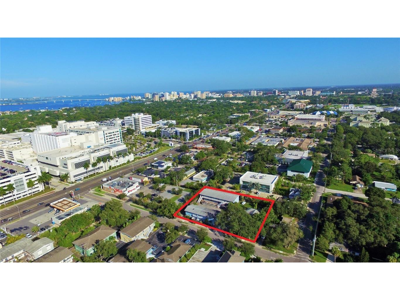 2055 Arlington Street #103 Sarasota FL 34239 A4559883 image1