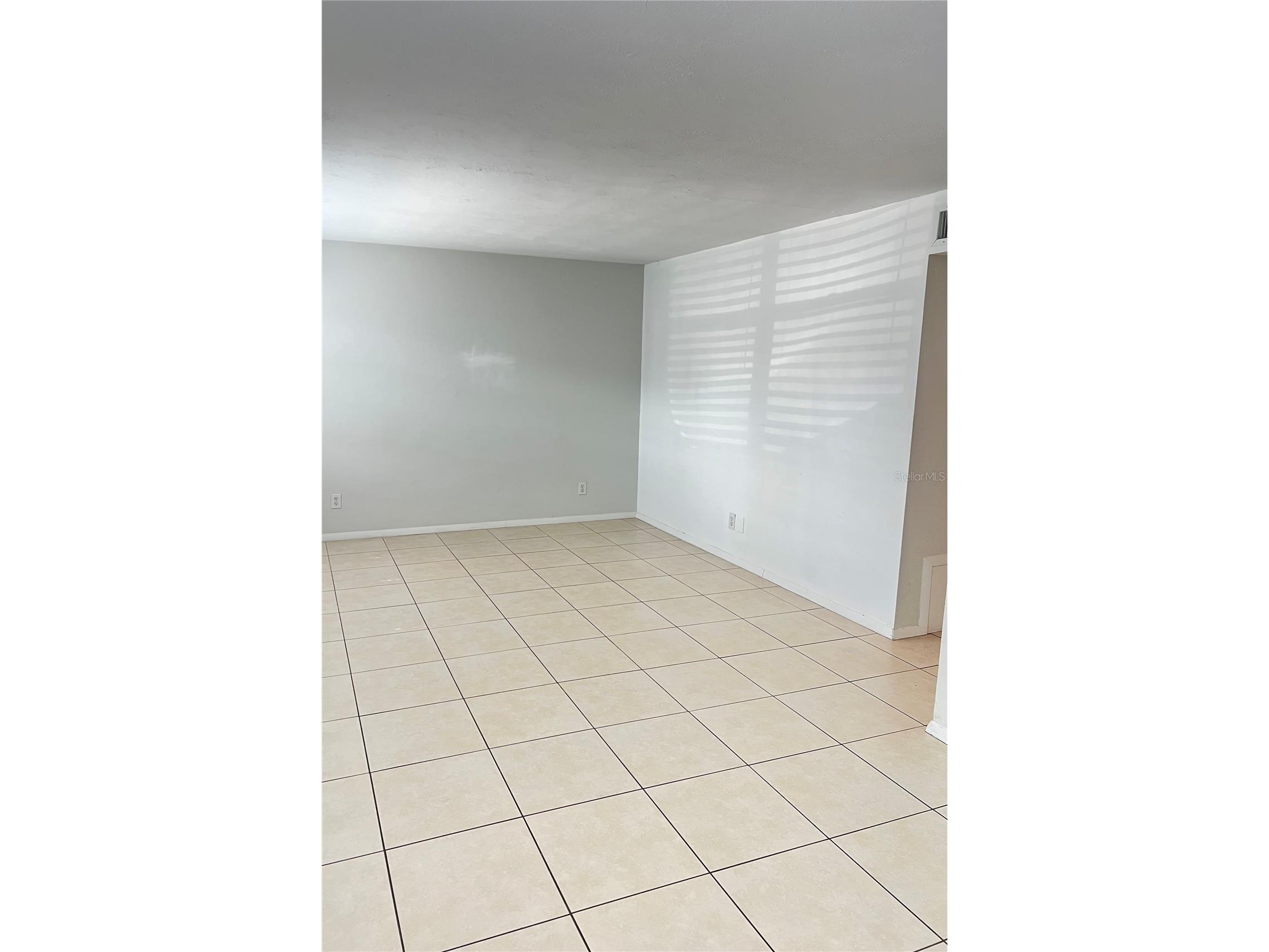 2055 Arlington Street Sarasota FL 34239 A4679235 image3