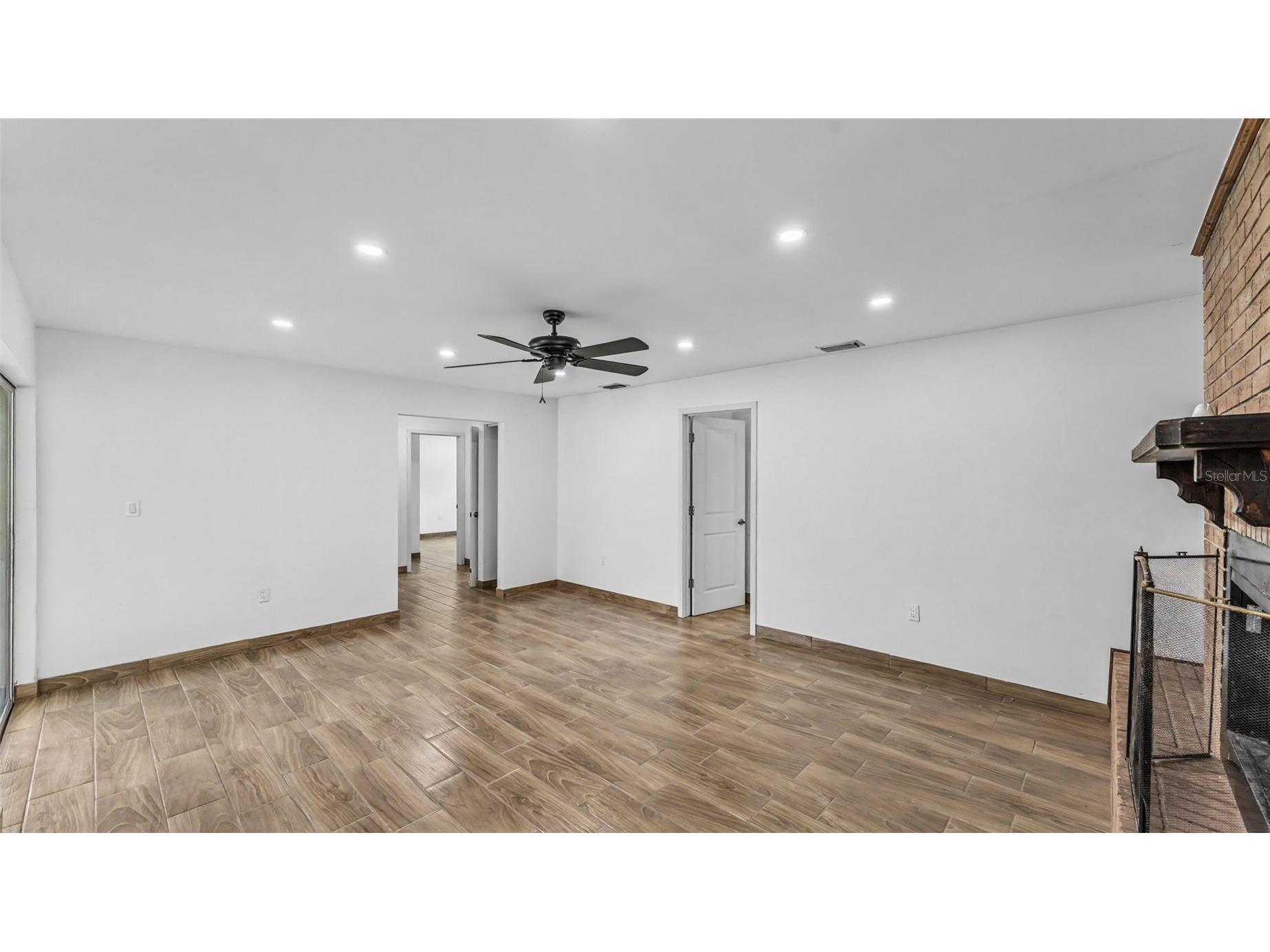 2055 Avenue C Mulberry FL 33860 L4963067 image32