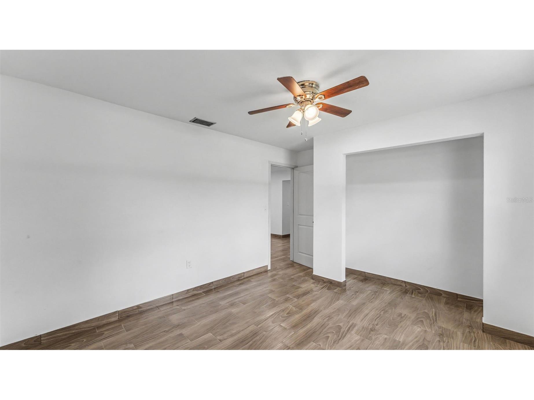 2055 Avenue C Mulberry FL 33860 L4963067 image37