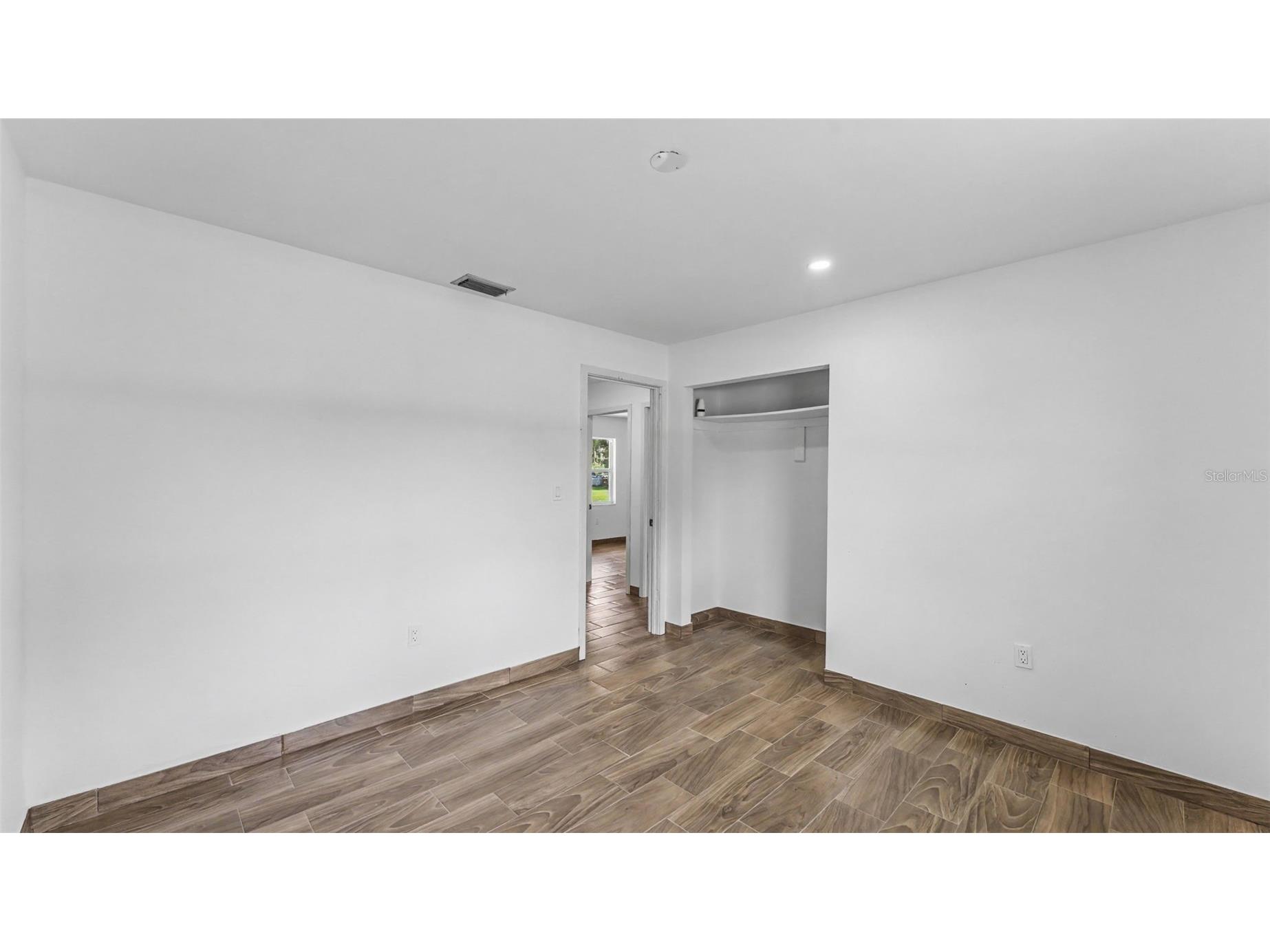 2055 Avenue C Mulberry FL 33860 L4963067 image39