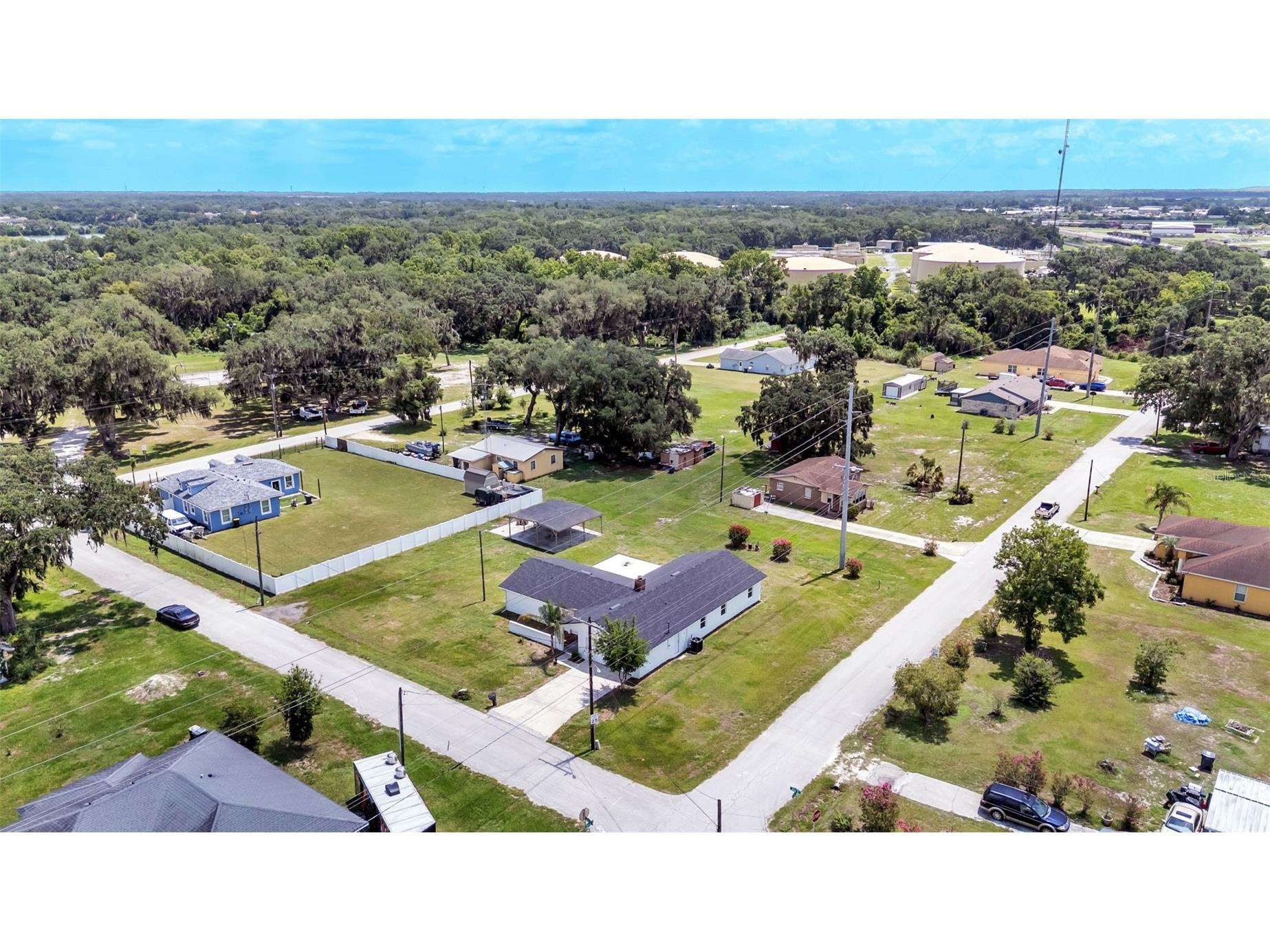 2055 Avenue C Mulberry FL 33860 L4963067 image7