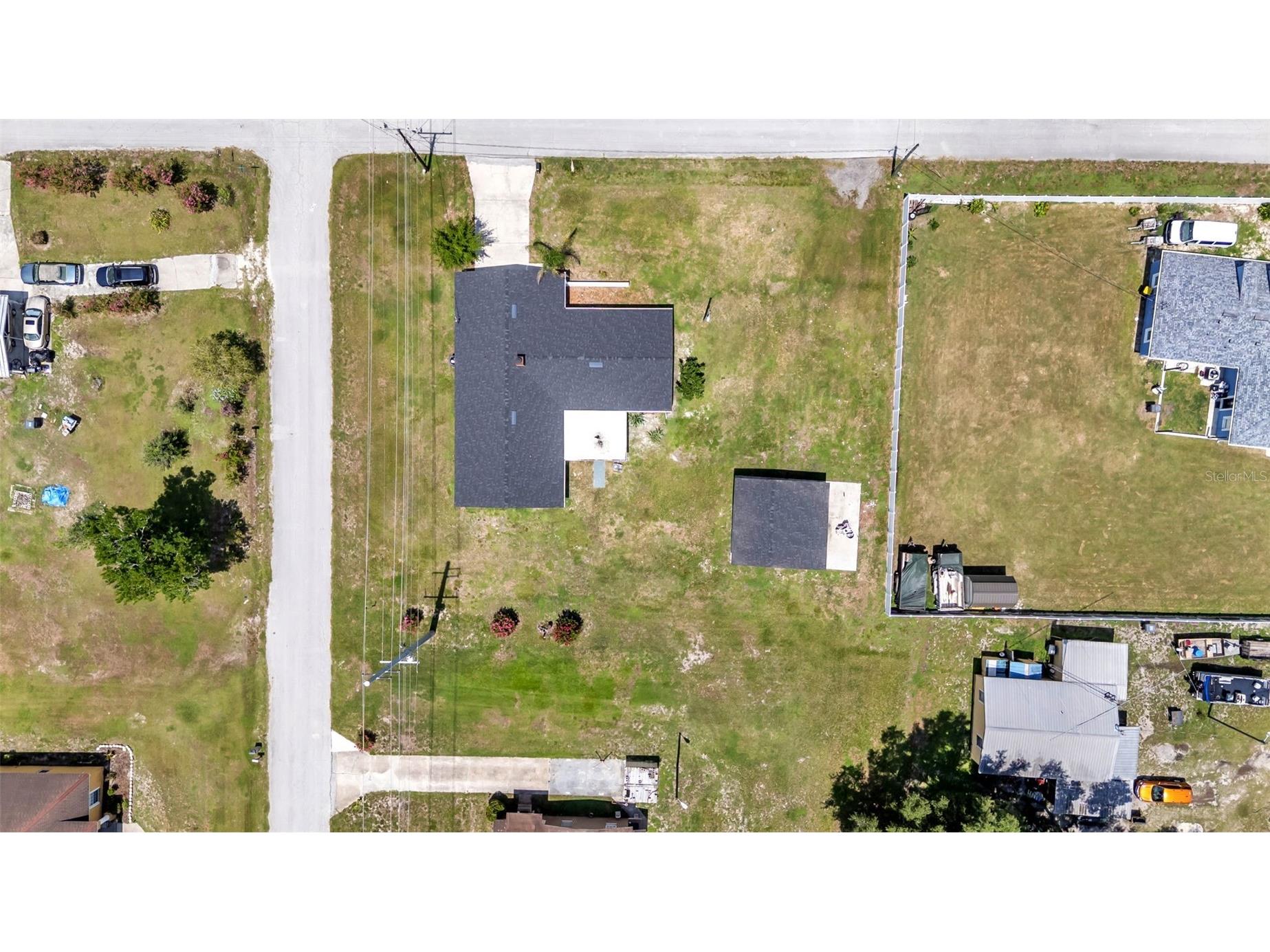 2055 Avenue C Mulberry FL 33860 L4963067 image9