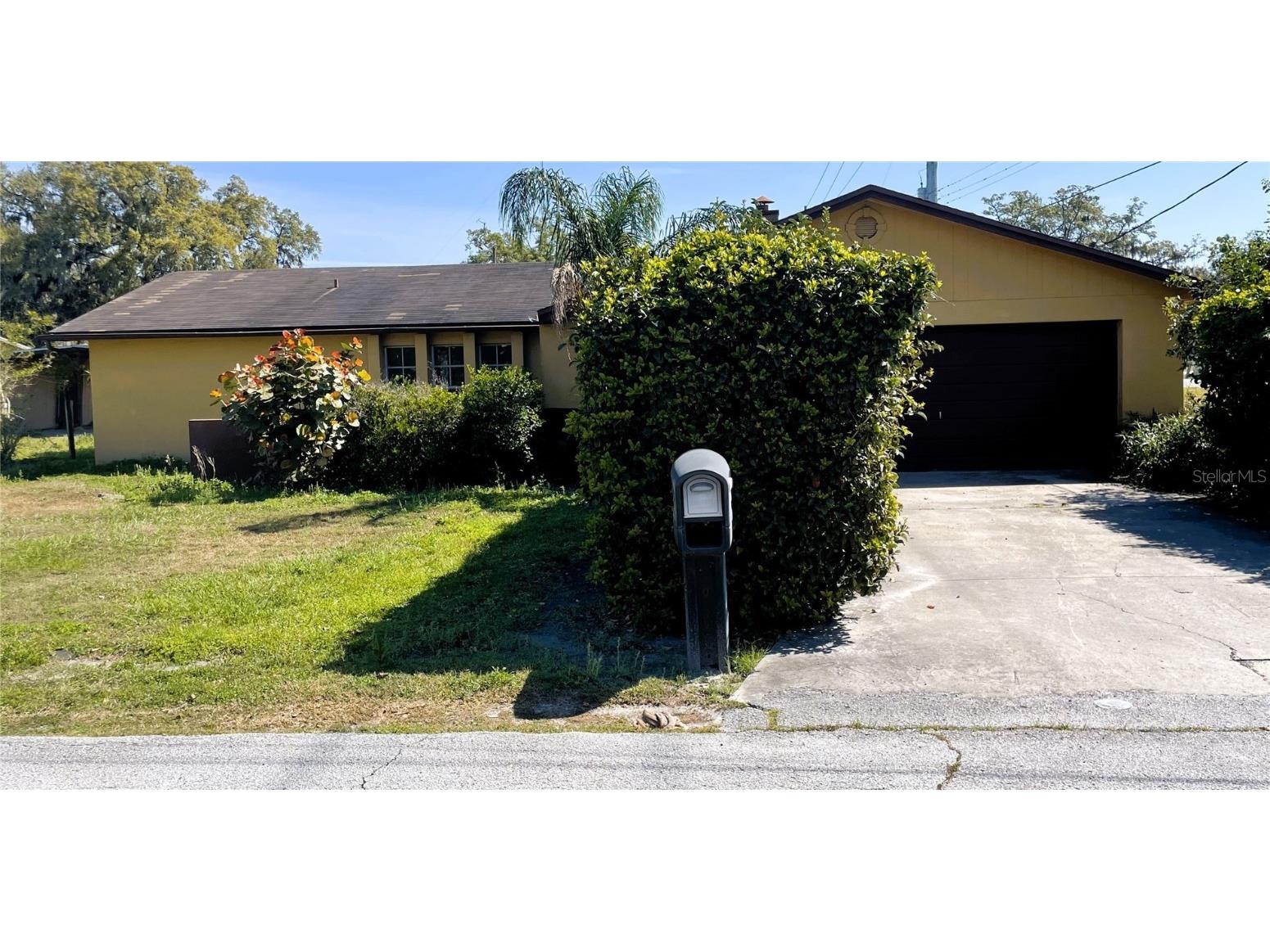 2055 Avenue C Mulberry FL 33860 TB8352830 image1