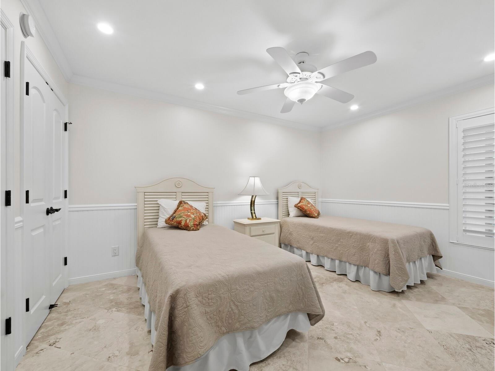 2055 Gulf Of Mexico Drive #G2-102 Longboat Key FL 34228 - GULF OF MEXICO A4683602 image15