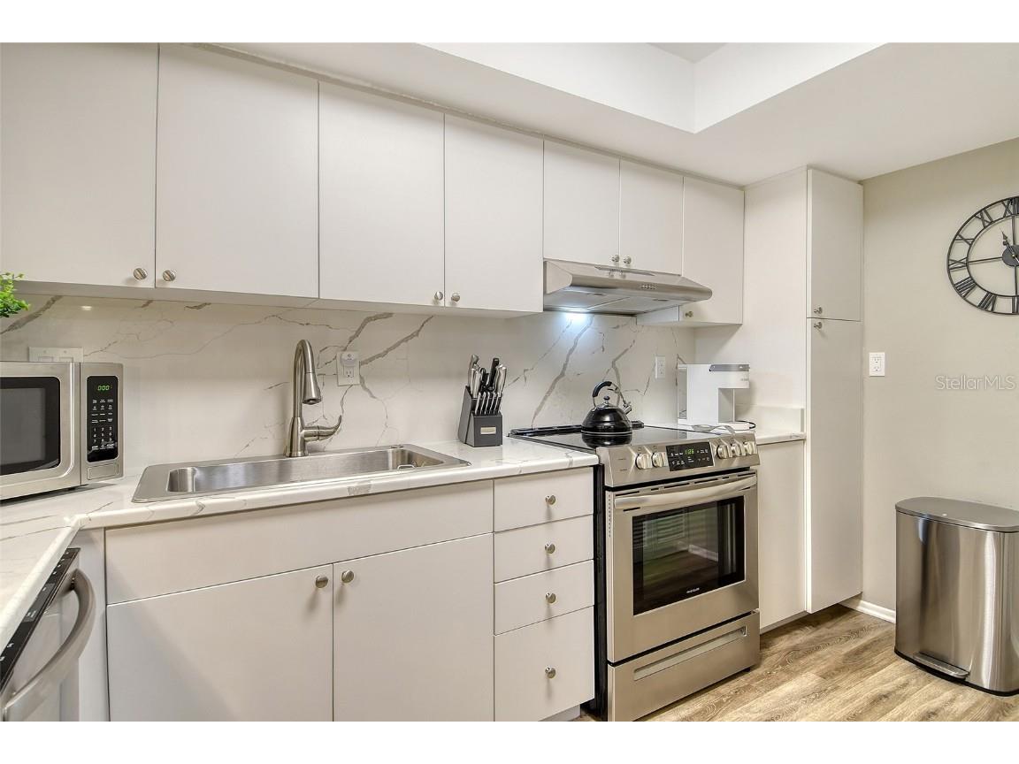 2055 Gulf Of Mexico Drive #G2-108 Longboat Key FL 34228 - GULF OF MEXICO A4654096 image10