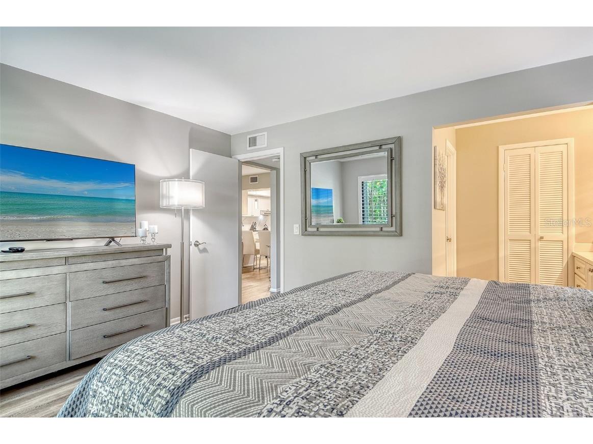 2055 Gulf Of Mexico Drive #G2-108 Longboat Key FL 34228 - GULF OF MEXICO A4654096 image15