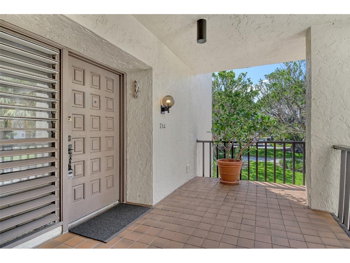 2055 Gulf Of Mexico Drive #G2-214 Longboat Key FL 34228 A4660634 image2