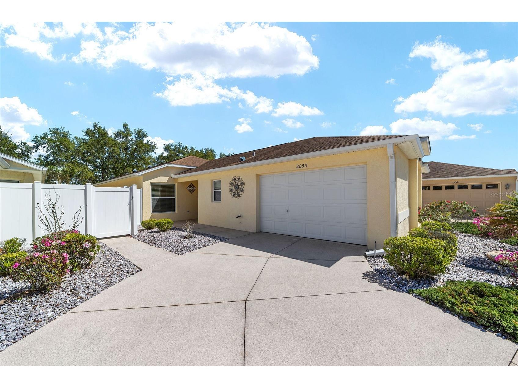 2055 Hydrangea Avenue The Villages FL 32162 G5109806 image1