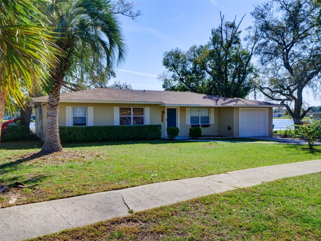 2055 Jessamine Court Deltona FL 32738 - LAKE ANGELA O6285756 image1
