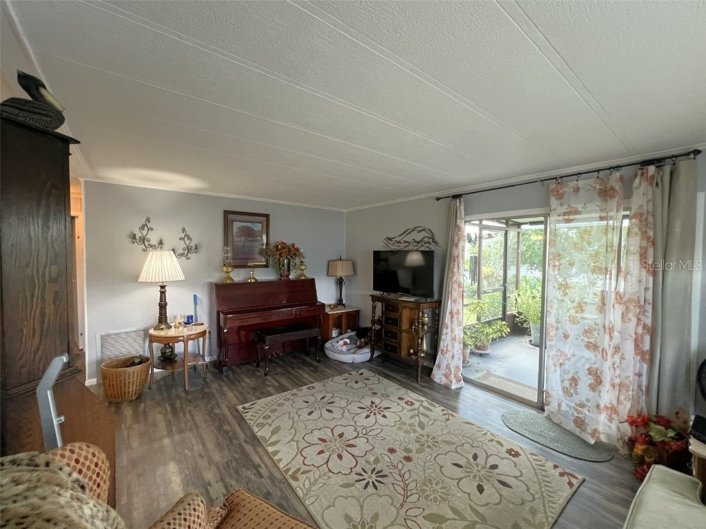 2055 S Floral Avenue #15 Bartow FL 33830 B4902056 image15