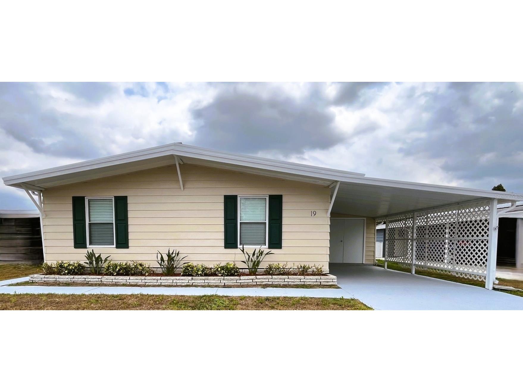 2055 S Floral Avenue #19 Bartow FL 33830 P4930769 image1