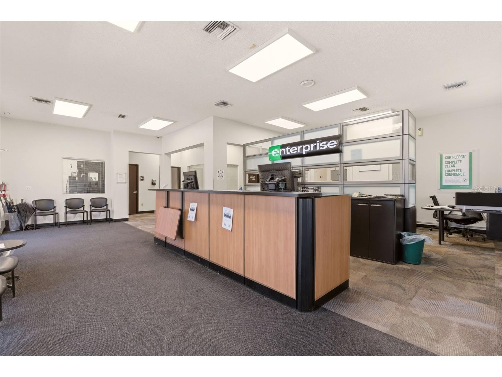 2055 S Woodland Boulevard Deland FL 32720 V4948561 image12