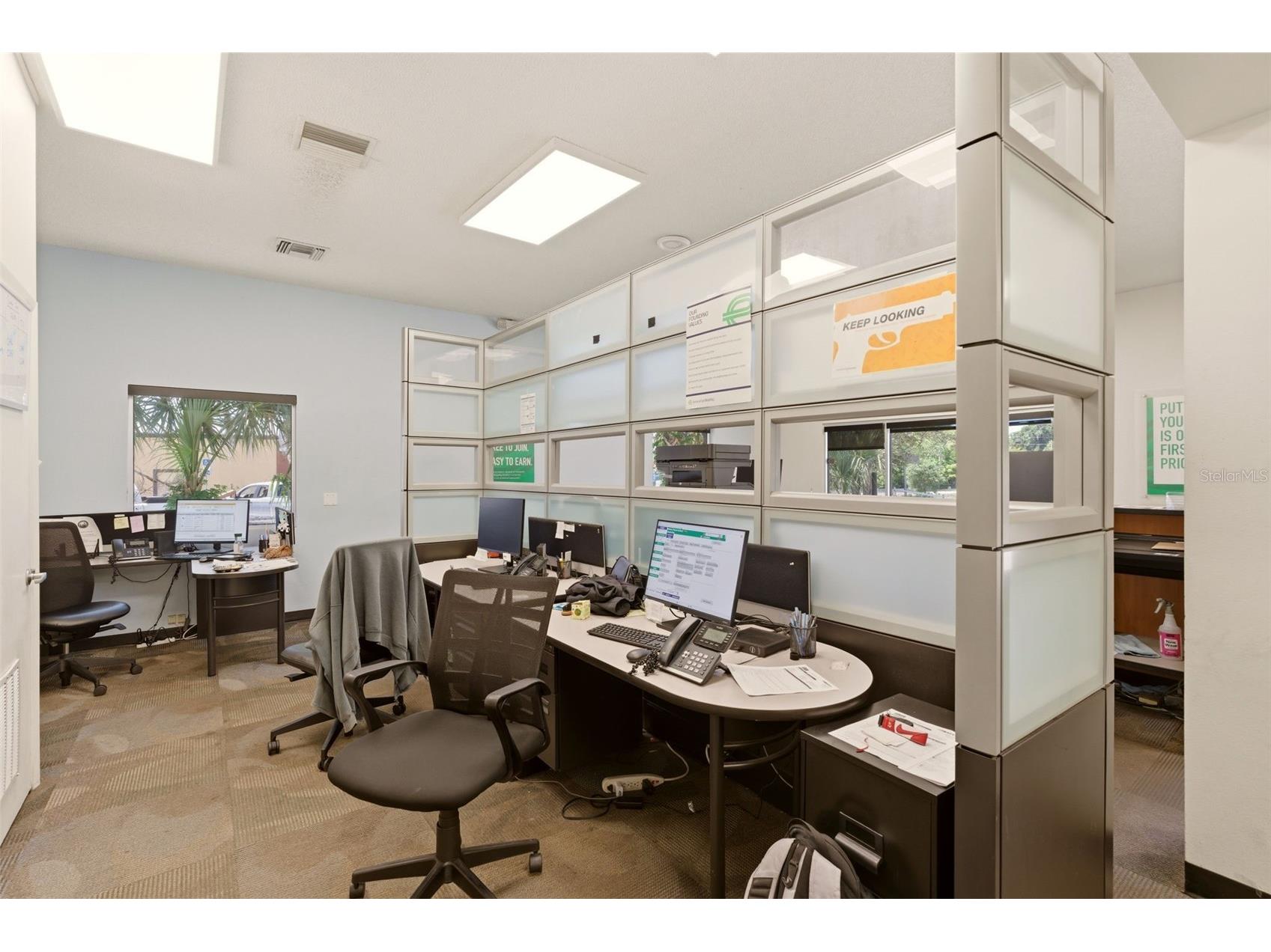2055 S Woodland Boulevard Deland FL 32720 V4948561 image15