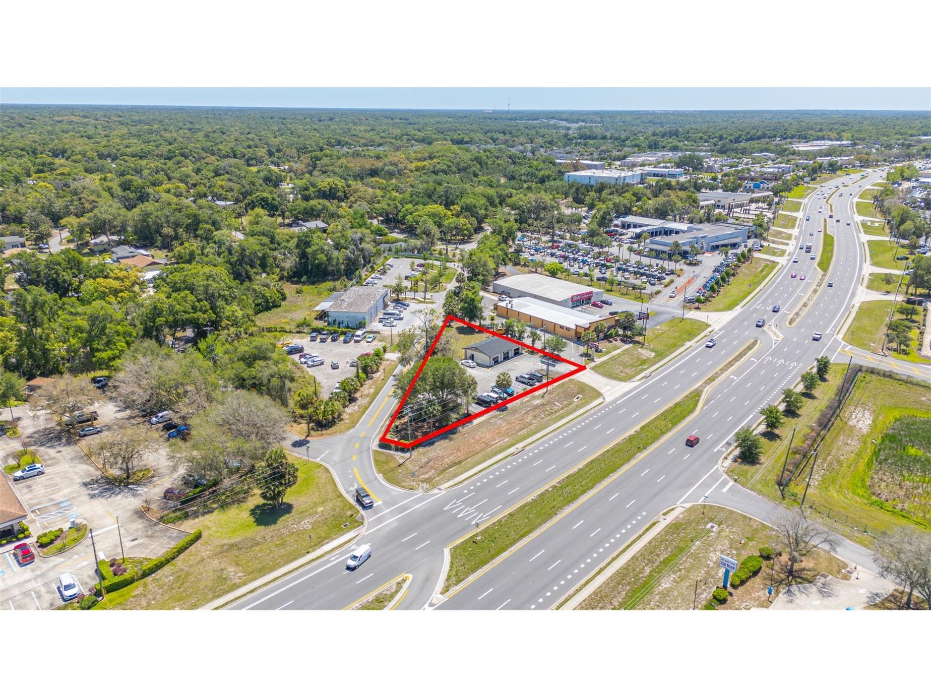 2055 S Woodland Boulevard Deland FL 32720 V4948561 image20