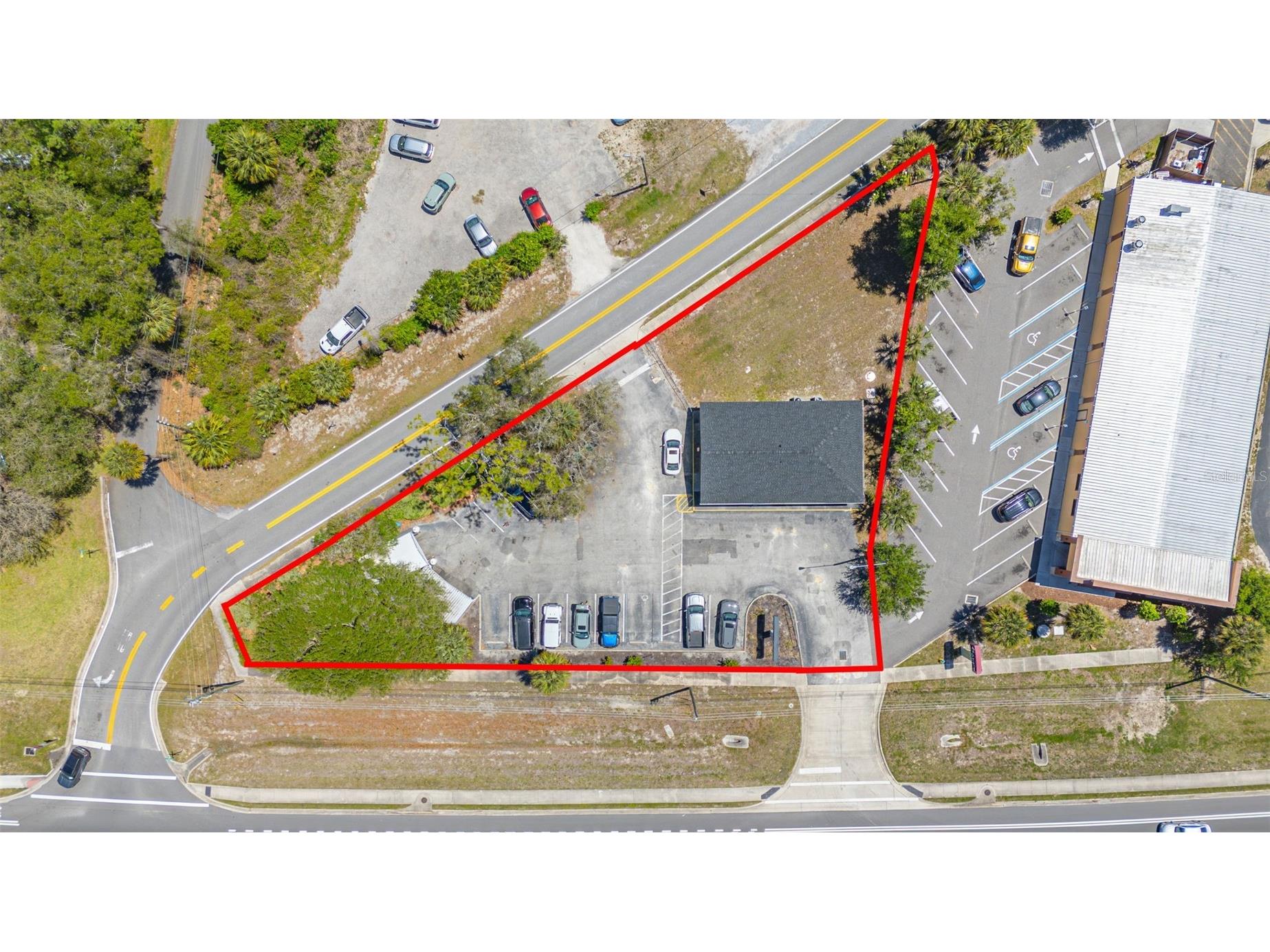 2055 S Woodland Boulevard Deland FL 32720 V4948561 image21