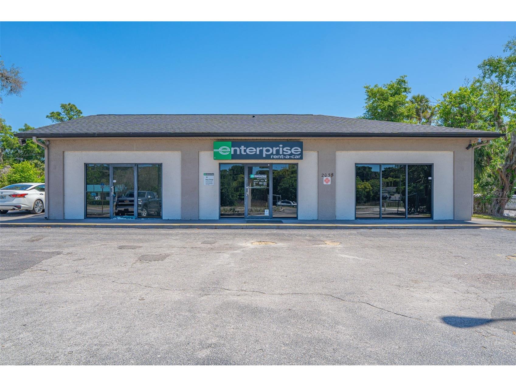 2055 S Woodland Boulevard Deland FL 32720 V4948561 image9