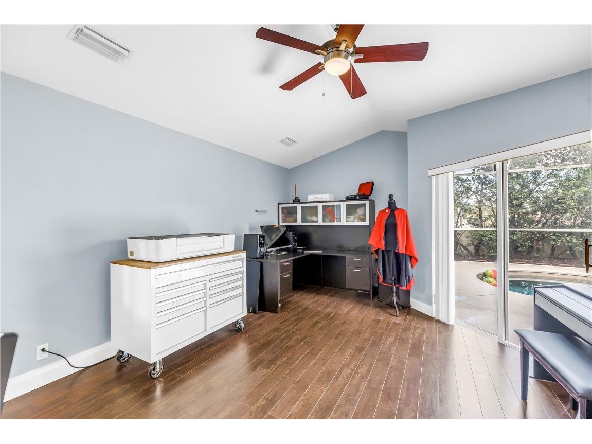 2056 Bellhurst Drive Dunedin FL 34698 TB8443486 image29