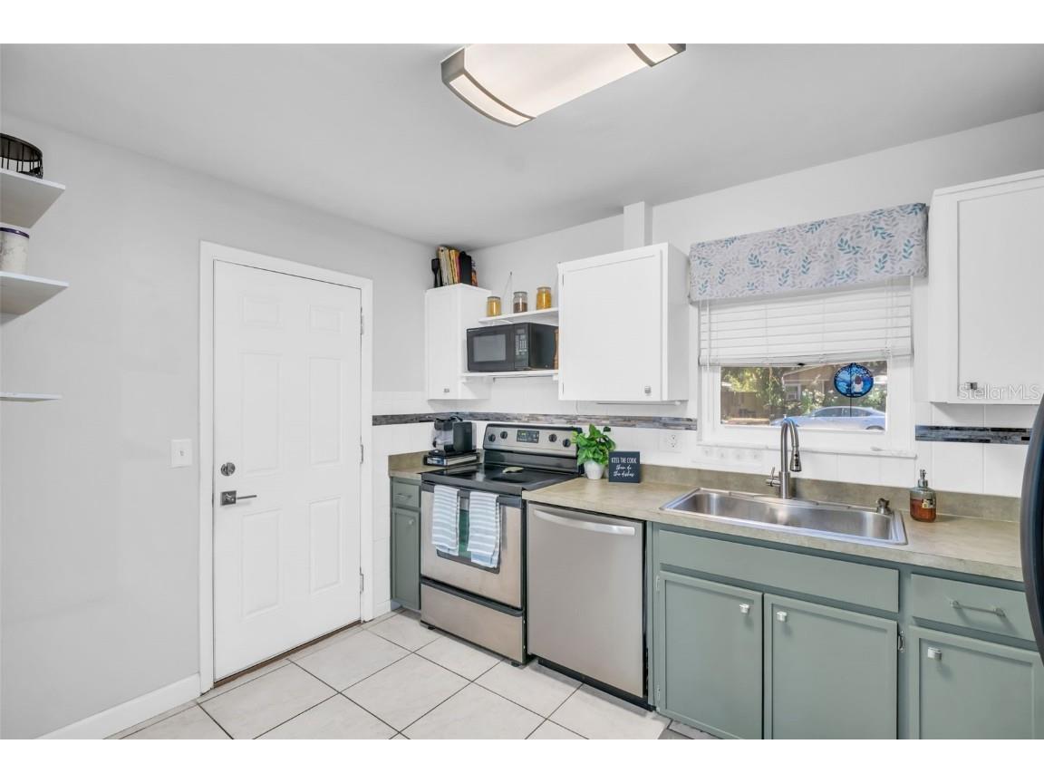 2056 Red Cedar Lane E Clearwater FL 33763 TB8445803 image4