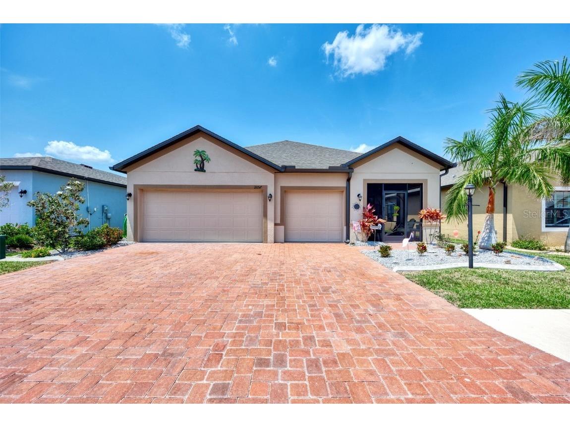 2057 Apian Way Port Charlotte FL 33953 D6132745 image1