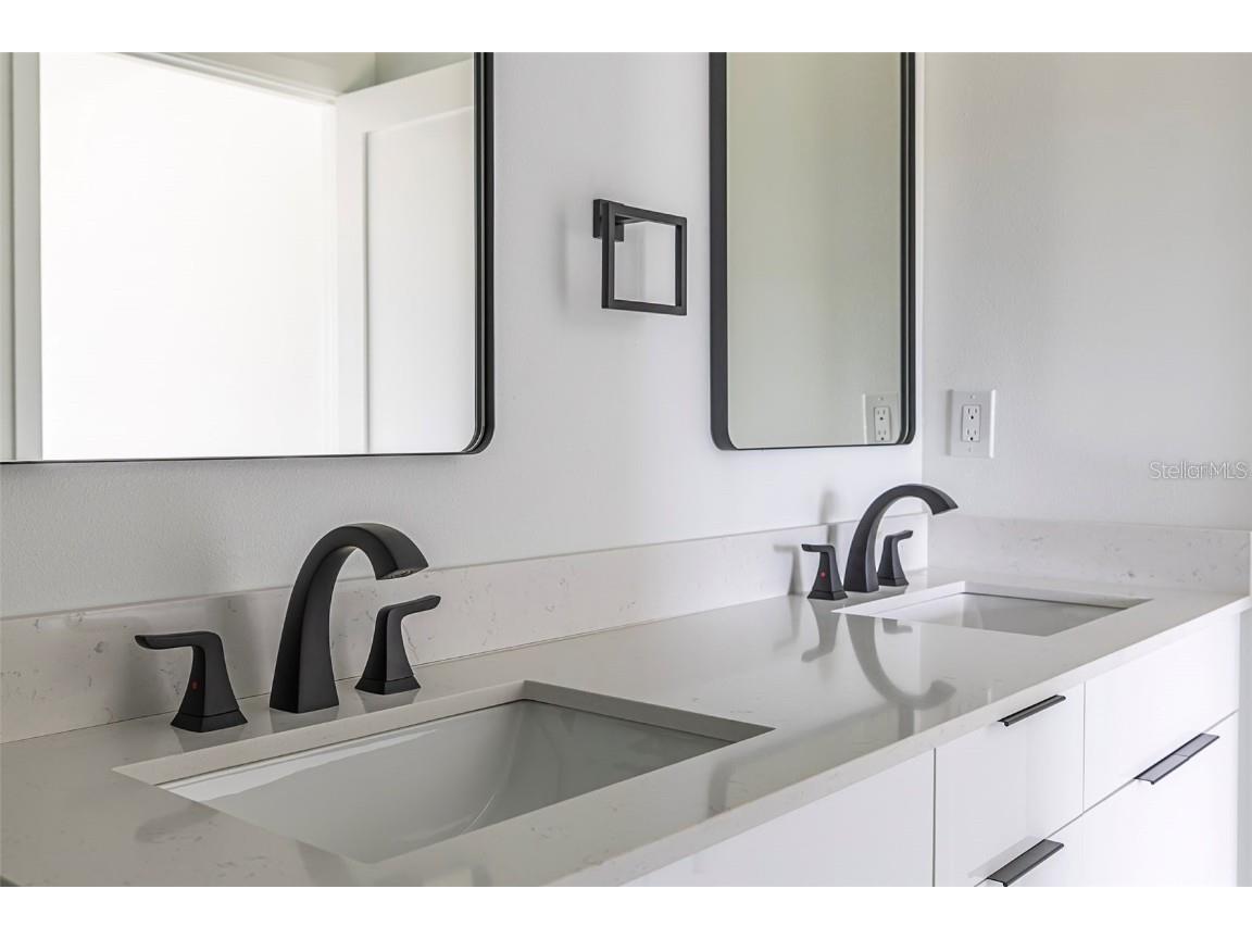 2057 Barroso Davenport FL 33837 S5138502 image16