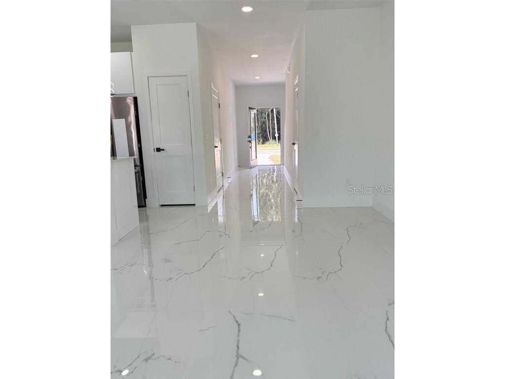 2057 Barroso Davenport FL 33837 S5138502 image4