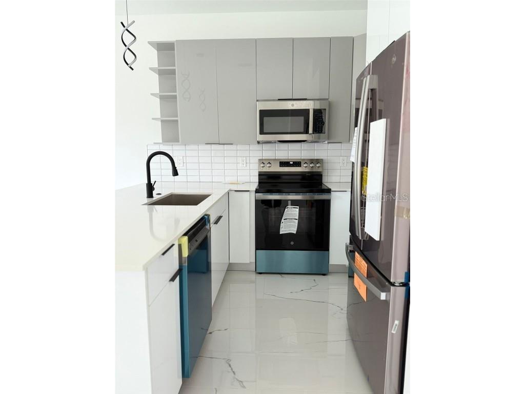 2057 Barroso Davenport FL 33837 S5138502 image7