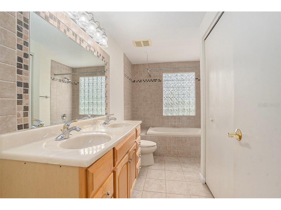 2057 Brent Place Palm Harbor FL 34683 O6332771 image14