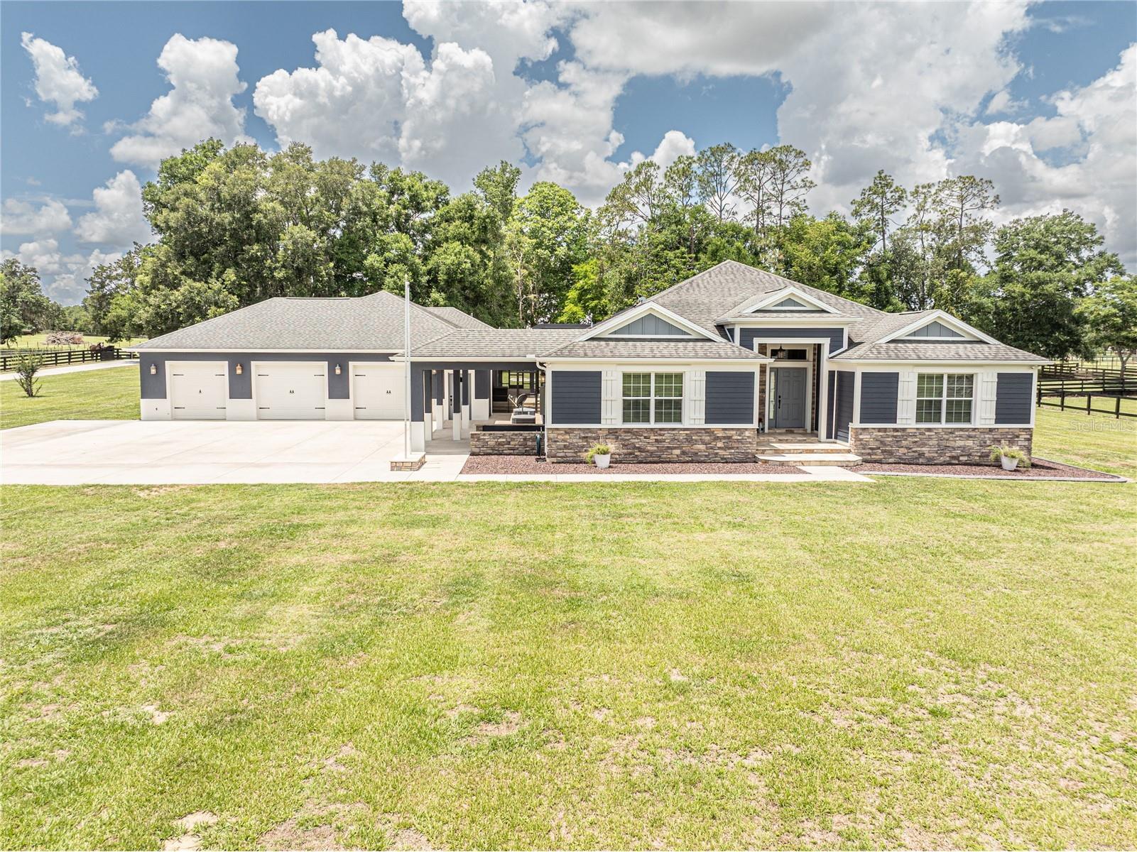 2057 E C 462 Wildwood FL 34785 G5112511 image1