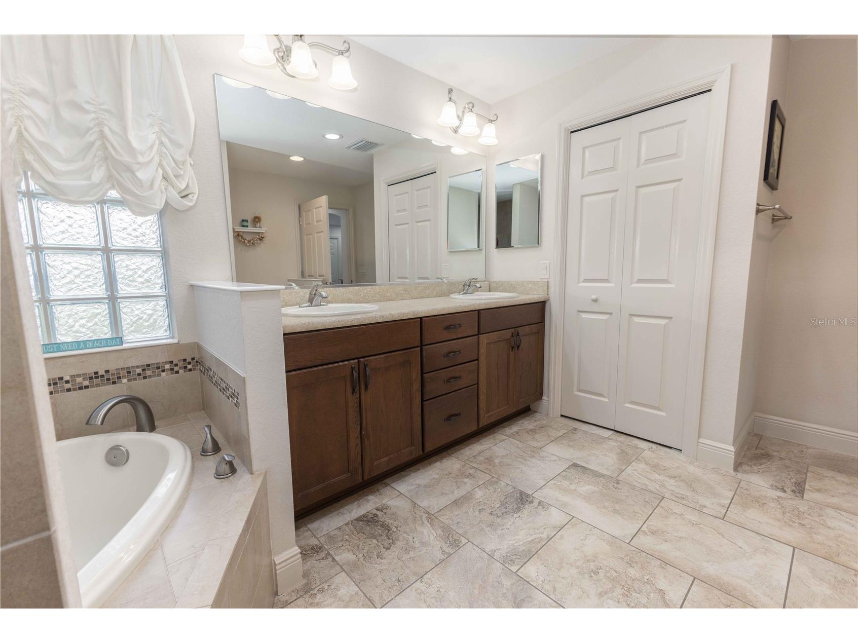 2057 E C 462 Wildwood FL 34785 G5112511 image61