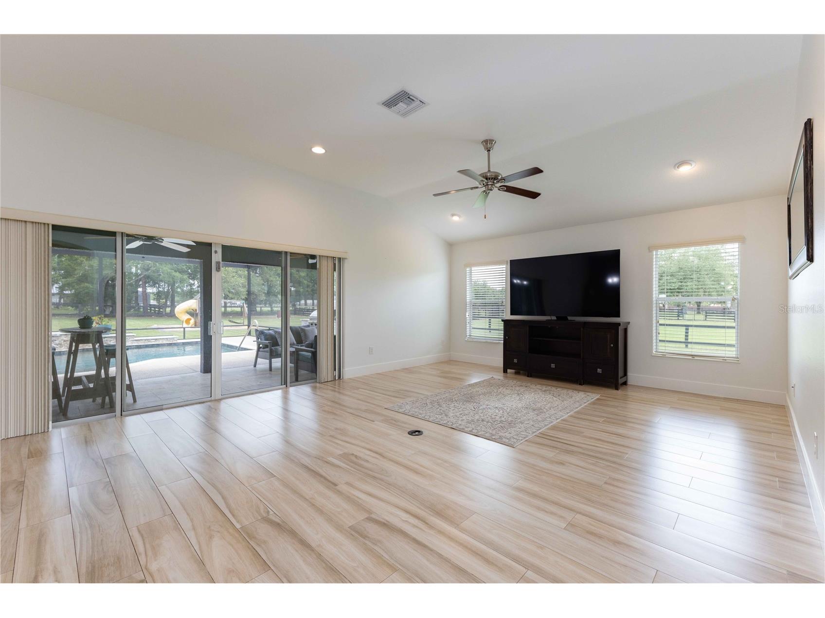2057 E C 462 Wildwood FL 34785 G5112511 image9