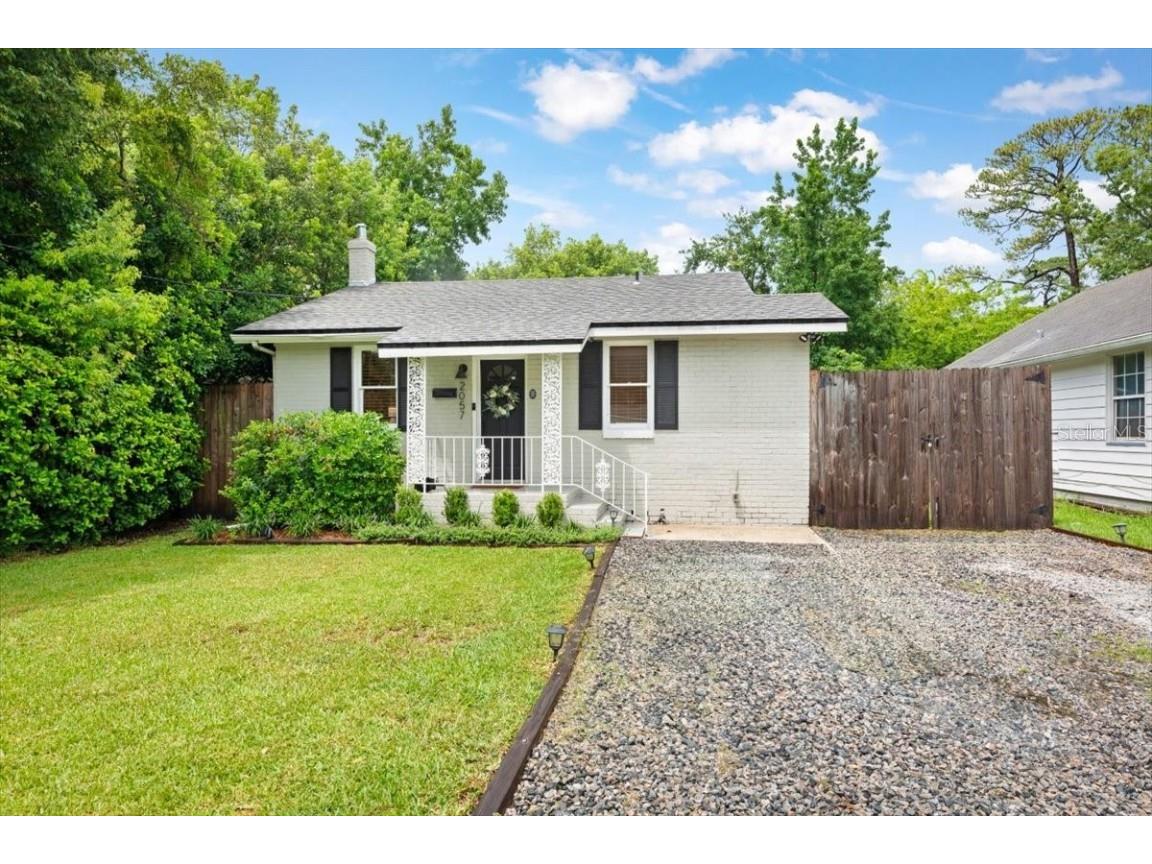 2057 Huntsford Road Jacksonville FL 32207 V4943579 image1