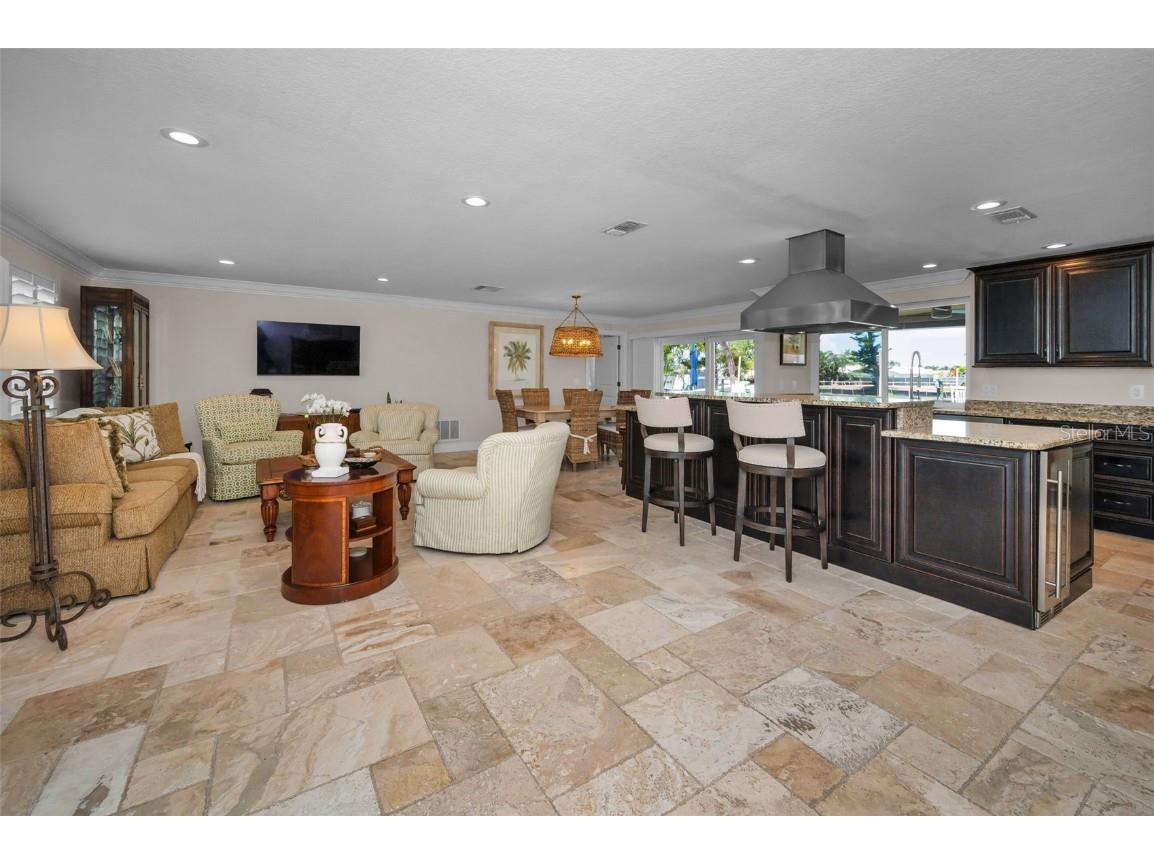 2057 Kansas Avenue NE Saint Petersburg FL 33703 - TAMPA BAY TB8414254 image11