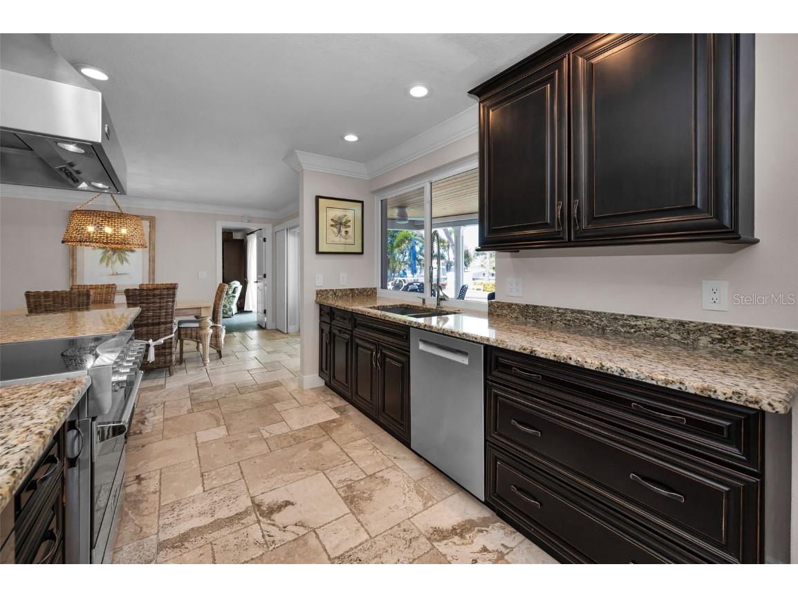 2057 Kansas Avenue NE Saint Petersburg FL 33703 - TAMPA BAY TB8414254 image16