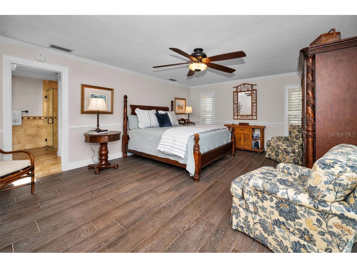 2057 Kansas Avenue NE Saint Petersburg FL 33703 - TAMPA BAY TB8414254 image19